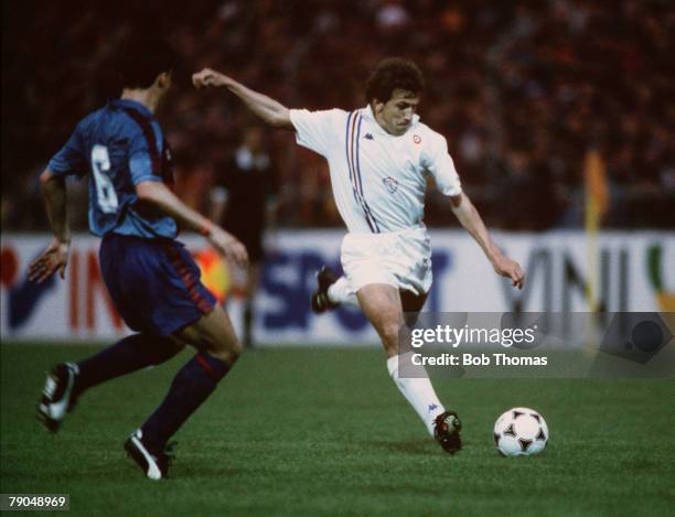 Football, UEFA Cup Winners Cup Final, Berne, Switzerland, 10th May 1989, Barcelona 2 v Sampdoria 0, Sampdoria's Victor