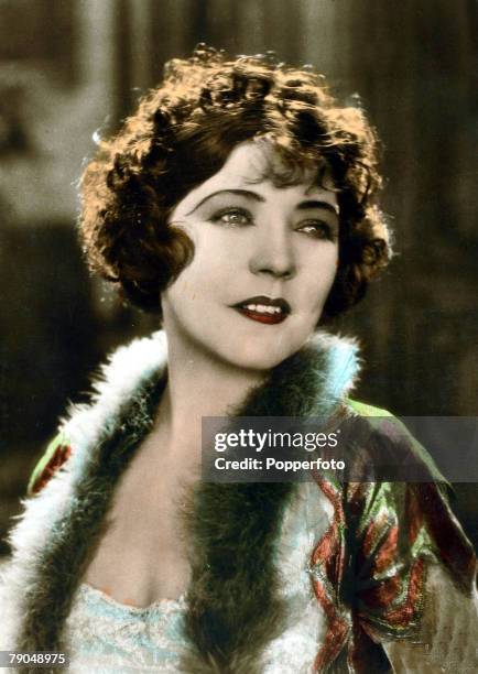 Cinema Personalities, pic: circa 1920's, Renee Adoree, French born actress