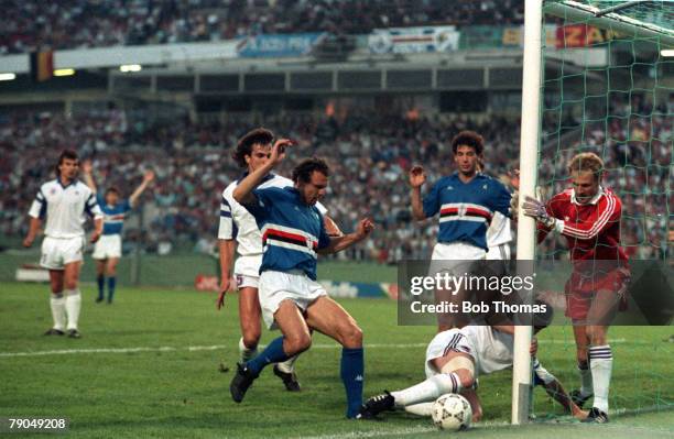 Football, UEFA Cup Winners Cup Final, Gothenburg, Sweden, 10th May 1990, Sampdoria 2 v Anderlecht 0 , Sampdoria's Pietro Vierchowod watches his shot...