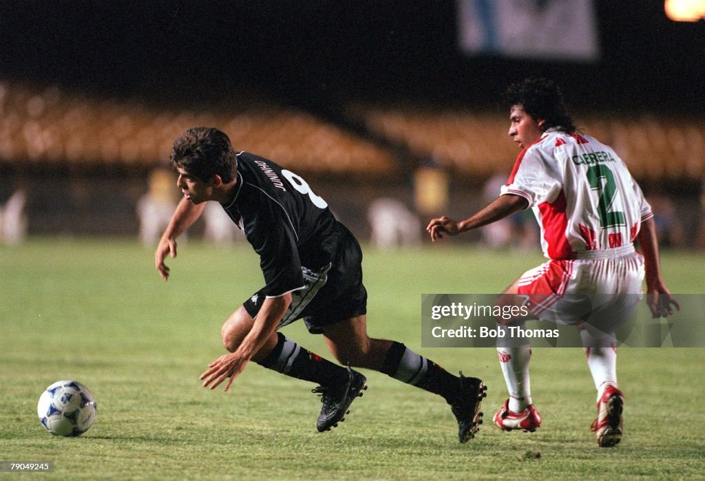 Sport. Football. FIFA Club World Championships. Rio de Janeiro, Brazil. 11th January 2000. Vasco Da Gama 2 v Necaxa 1. Vasco Da Gama's Juninho gets away from Necaxa's Salvador Cabrera.
