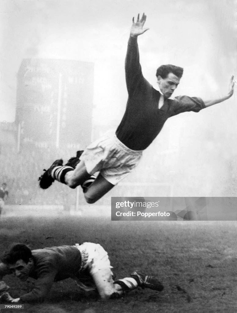 Sport, Football, League Division One 1957, London, England, Chelsea v