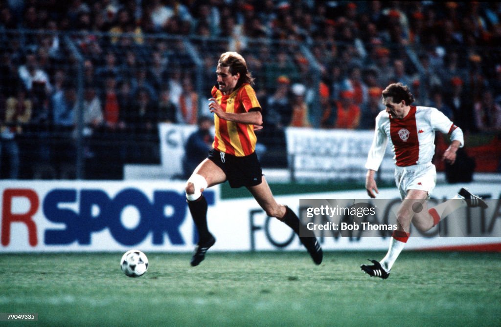 Football. UEFA Cup Winners Cup Final. Strasbourg, France. 11th May 1988. Mechelen 1 v Ajax Amsterdam 0. Mechelen's winning goalscorer Pieter Den Boer is chased by Ajax's Jan Wouters.