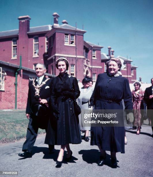 England Princess Margaret opens a new department of the Queen Alexandra Hospital at Cosham, Portsmouth, With the Princess is the Matron Miss LC De La...