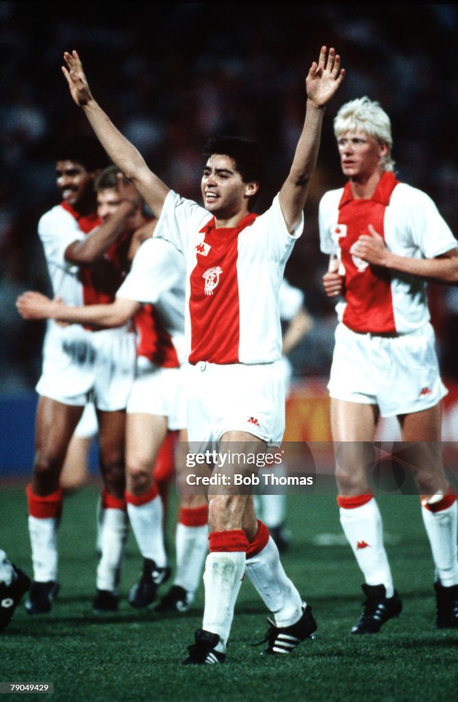 Football. UEFA Cup Winners Cup Final. Athens, Greece. 15th May 1987. Ajax Amsterdam 1 v Lokomotiv Leipzig 0. Ajax defender Sonny Silooy celebrates with team-mates at the end of the match.