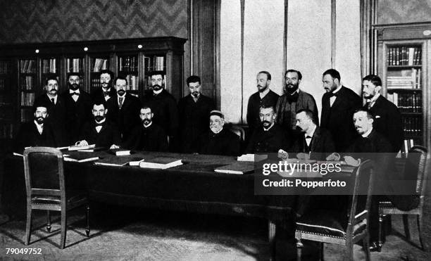 France, French chemist and microbioligist Louis Pasteur with fellow workers in the library of the Pasteur Institute