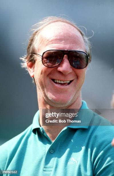 Football, Stuttgart, West Germany, 11th June 1988, Republic Of Ireland manager Jack Charlton in relaxed mood during a training session