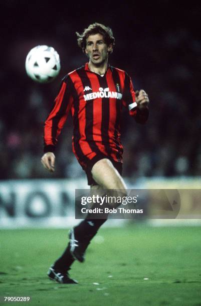 5th April 1989, Madrid, Spain, European Cup Semi-Final Ist Leg, Real Madrid 1 v Barcelona 1, Franco Baresi, A,C,Milan