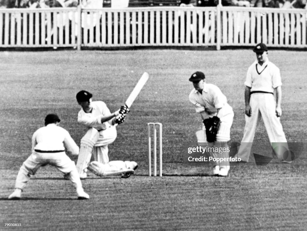 Sport. Cricket. London, England. 20th August 1938. The Ashes. 5th Test Match at the Oval. England v Australia. England batsman Len Hutton hits a sweep shot during his record breaking innings of 364. England won by an innings and 579 runs.