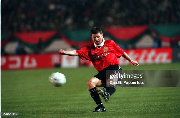 Sport, Football, Tokyo, Japan, 30th, November 1999, Toyota Intercontinental Cup, Manchester United 1 v Palmeiras 0, Dennis Irwin / Manchester United