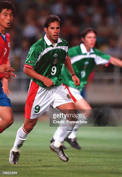 Football, FIFA Confederations Cup, 1st June 2001, Ulsan, Korea, Korea Republic 2 v Mexico 1, Mexico's Jose Manuel Abundis