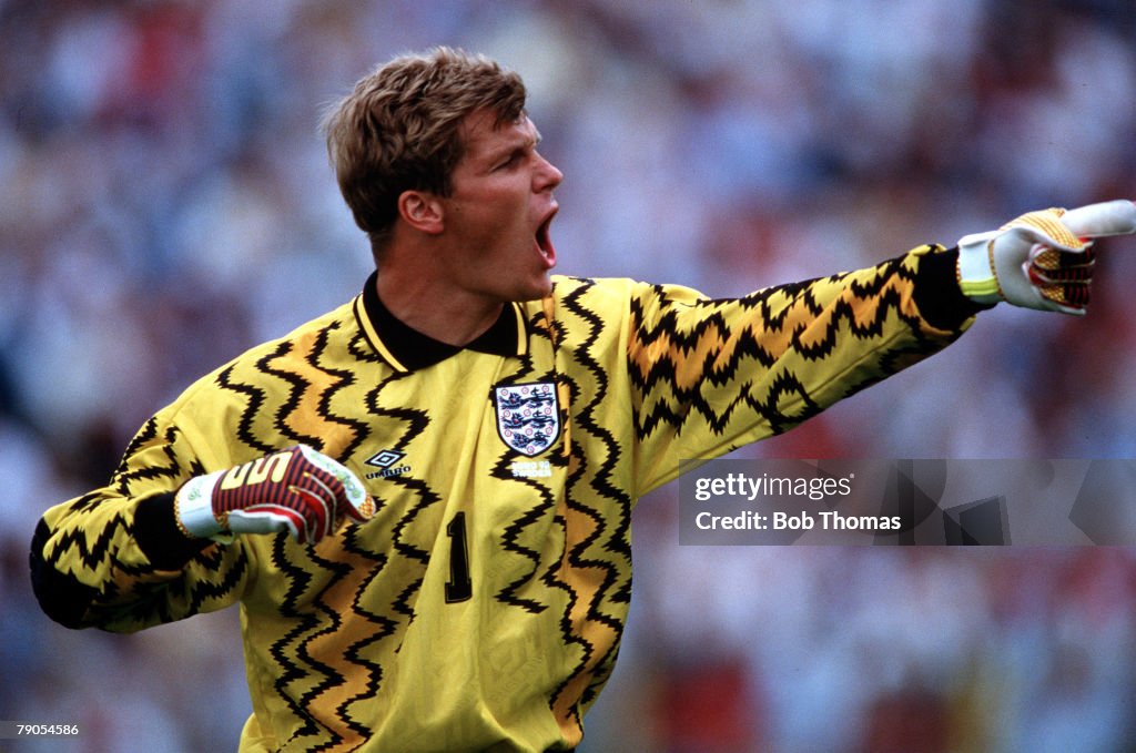 Sport, Football. European Championships, 1992. Malmo, Sweden. Group1. 14th June, 1992. England 0 v France 0. England goalkeeper, Chris Woods.