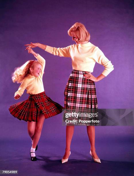 Mom Daughter Dance Photos And Premium High Res Pictures Getty Images mom-daughter-dance-photos-and-premium-high-res-pictures-getty-images