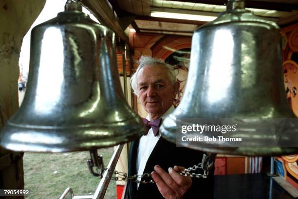 144 Boxing Ring Bell Stock Photos, High-Res Pictures, and Images ...