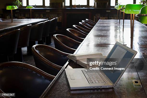 Computer Table At Library University Library Table Photos and Premium High Res Pictures - Getty ...