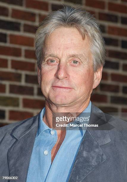 Actor Michael Douglas visits "Late Show With David Letterman" at theEd Sullivan theater on January 16 2008 in New YorkCity, New York