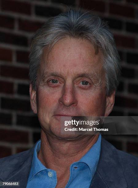 Actor Michael Douglas visits "Late Show With David Letterman" at theEd Sullivan theater on January 16 2008 in New YorkCity, New York