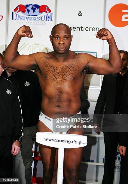 Matt Skelton of Great Britain poses during the official weigh in on January 18, 2008 in Duesseldorf, Germany.The WBA Commonwealth unification...