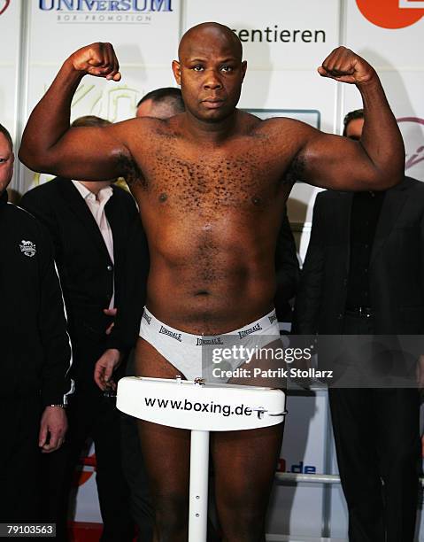 Matt Skelton of Great Britain poses during the official weight-in on January 18, 2008 in Duesseldorf, Germany.The WBA Commonwealth unification...