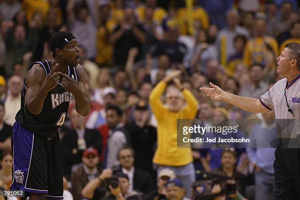 Chris Webber of the Sacramento Kings aruges a call in Game six of the Western Conference Finals during the 2002 NBA Playoffs against the Los Angeles...