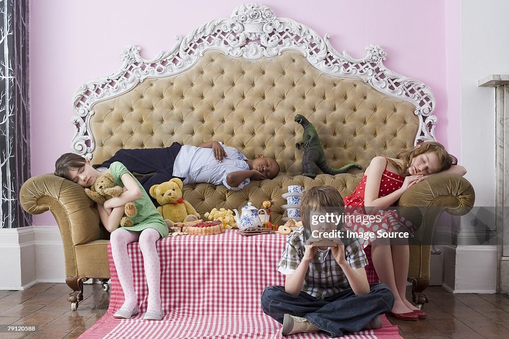 Crianças na Festa de chá