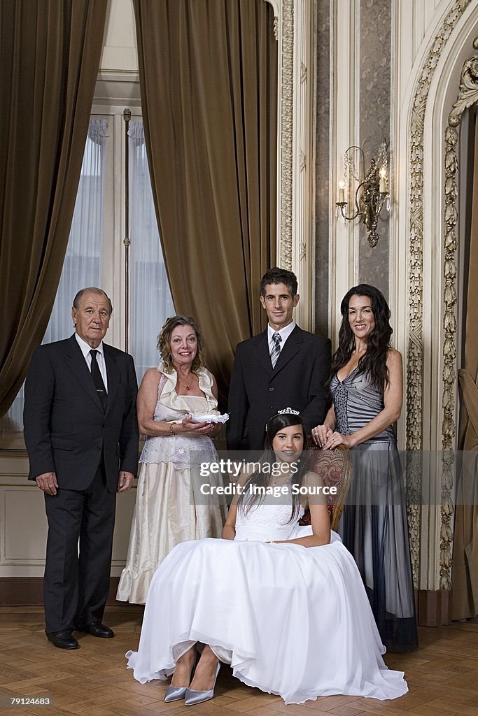 Quinceañera ragazza e famiglia