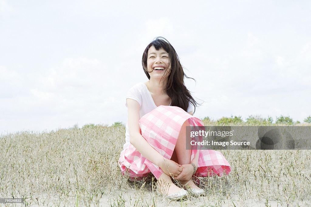 Glückliche junge Frau