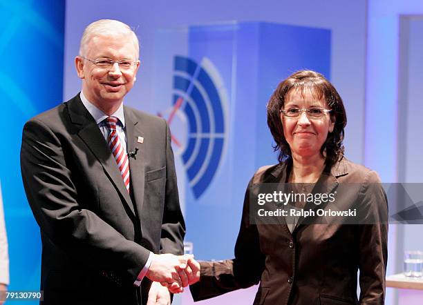 Roland Koch , Governor of the German state of Hesse and chief of the Christian Democratic Party of Hesse and his challenger Andrea Ypsilanti of the...