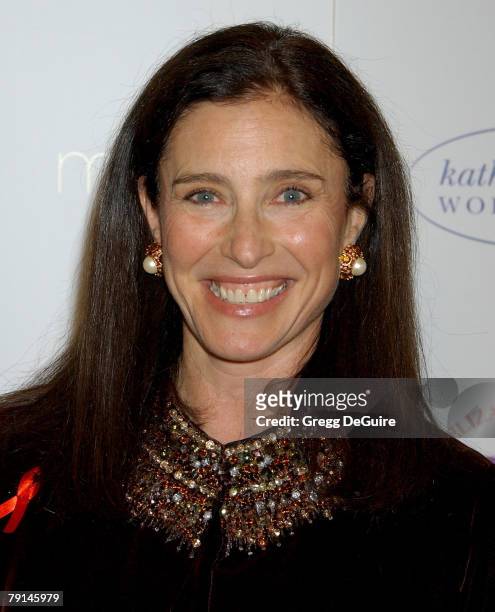 Actress Mimi Rogers arrives at A.R. Gurney's "Love Letters" starring Dame Elizabeth Taylor and James Earl Jones at Paramount Studios on December 1,...