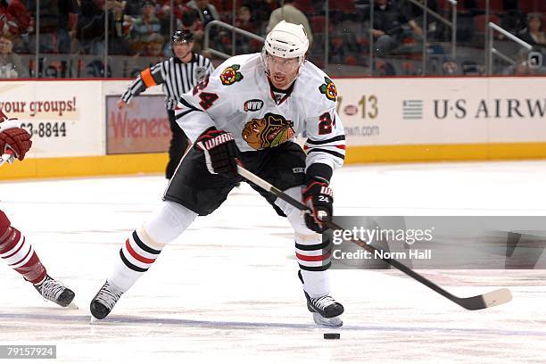 Right Wing Martin Havlat of the Chicago Blackhawks looks to pass the puck against the Phoenix Coyotes on January 19, 2008 at Jobing.com Arena in...