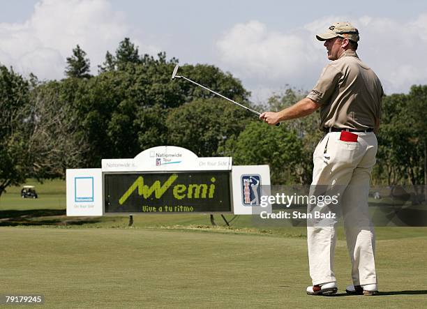 Points hits his putt 18th green during Wednesday's Pro-Am of the Movistar Panama Championship held at Club de Golf de Panama on January 23, 2008 in...