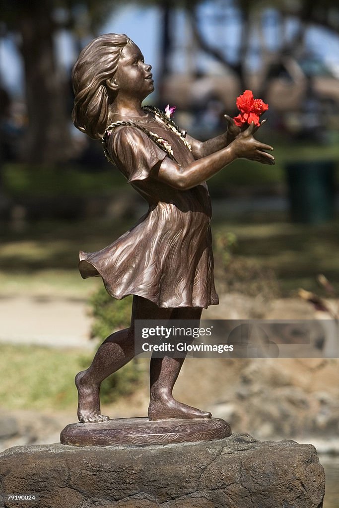 Statue in a park, Waikiki Beach, Honolulu, Oahu, Hawaii Islands, USA