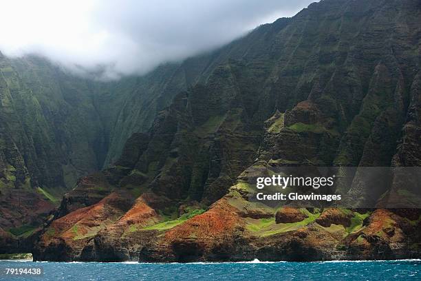 panoramic view of the sea, na pali coast state park, kauai, hawaii islands, usa - na pali coast stock pictures, royalty-free photos & images