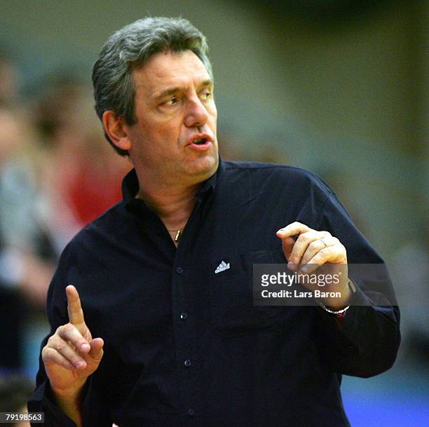 Coach Claude Onesta of France gestures during the Men's Handball European Championship main round Group II match between Hungary and France at...