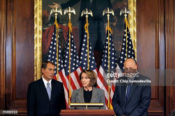 House Minority Leader John Boehner , Speaker of the House Nancy Pelosi and U.S. Treasury Secretary Henry Paulson hold a news conference to announce...