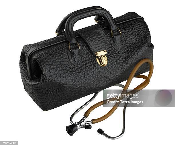 doctor bag and stethoscope - doctor's bag stock pictures, royalty-free photos & images