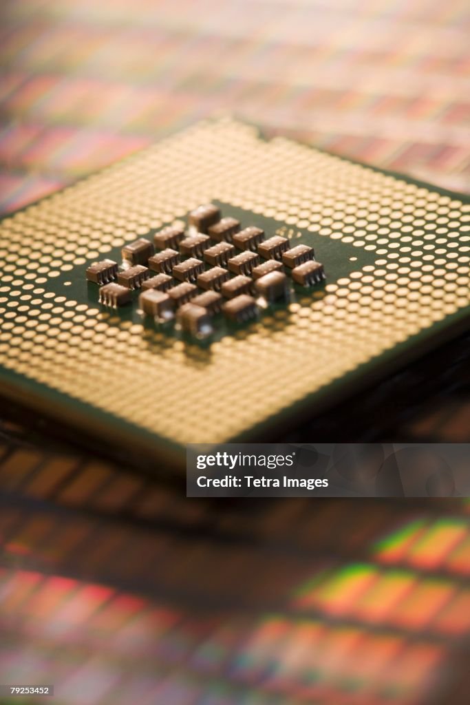 Silver Computer Chip Close Up Of Computer Chip High-Res Stock Photo - Getty Images
