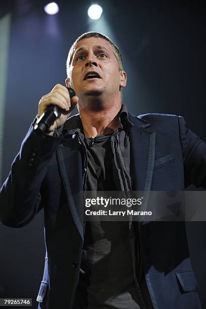 Singer Rob Matchbox 20 Singer Photos and Premium High Res Pictures - Getty Images