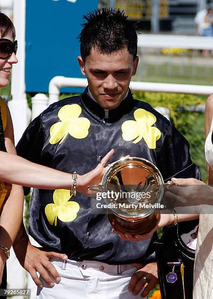 26 Wellington Cup Century City Horse Race Photos & High Res Pictures ...