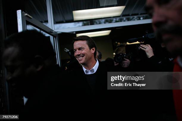 Democratic presidential hopeful and former U.S. Senator John Edwards visits a polling station at Greenview Park January 26, 2008 in Columbia, South...