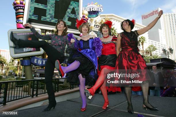 Sue Cooper Photos et images de collection - Getty Images