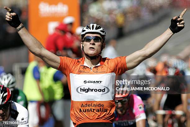 German Andre Greipel of Team High Road crosses the line to win the final stage of the Tour Down Under cycling race in Adelaide, 27 January 2008....