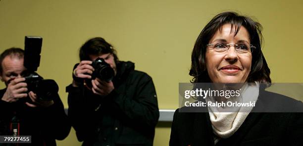 Andrea Ypsilanti , top candidate of the Social Democratic Party addresses to the media at the polling station at Erlenbach Schule on January 27, 2008...