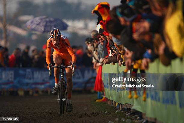 Lars Boom of the Netherlands on his way to victory in the men's elite race during the UCI Cyclo Cross World Championship at Lago Le Bandie on January...
