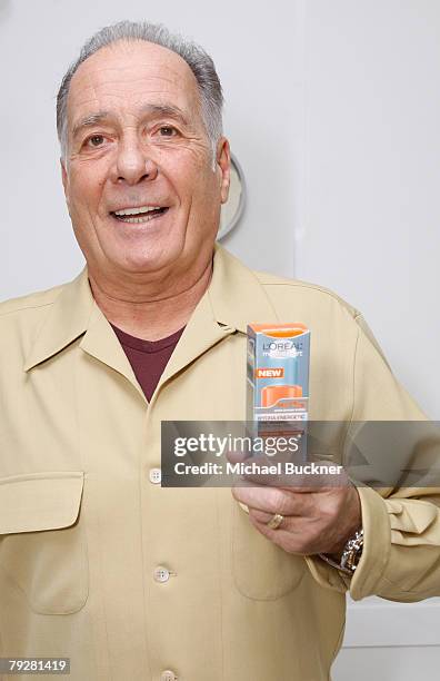 Actor Arthur Nascarella attends The Luxury Lounge in honor of the 2008 SAG Awards featuring the L'Oreal Paris Beauty Suite, held at the Four Seasons...