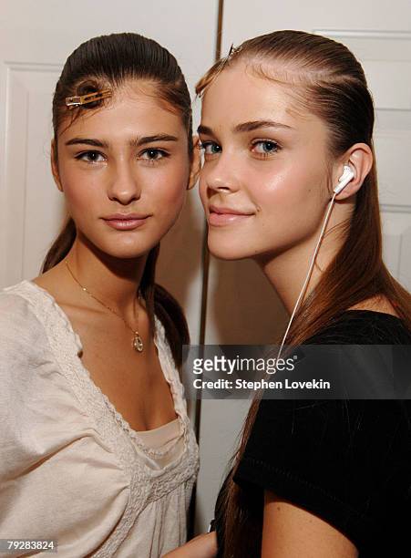 Model backstage at Cynthia Steffe Spring 2006