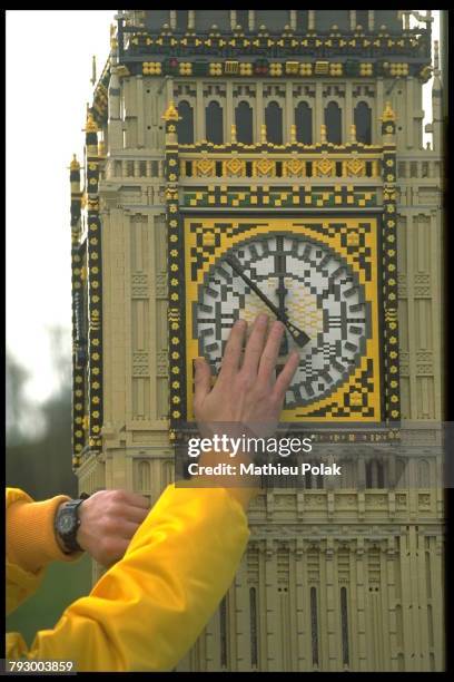 Le parc d'attractions Legoland à Windsor - Remise à l'heure de Big Ben.