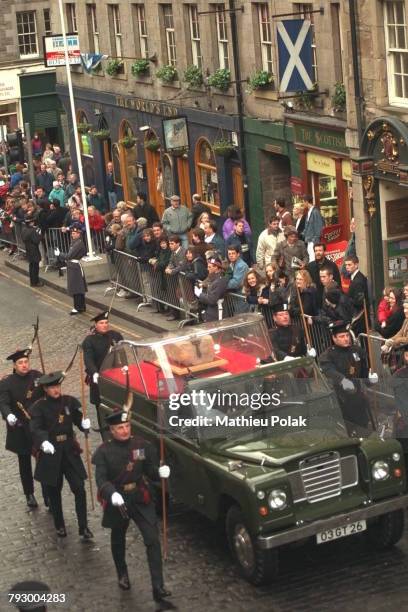 Le mouvement indépendantiste écossais - Edimbourg, la Pierre de la Destinée, chère au coeur des Ecossais, est rétrocédée à l'Ecosse par le...