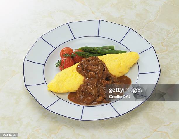 an omelet containing fried rice, high angle view - demi glace stock pictures, royalty-free photos & images