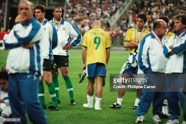 Ronaldo and his fellow players of Brazil look dejected after their 3-0 loss to France during the final match of the 1998 FIFA World Cup. | Location:...