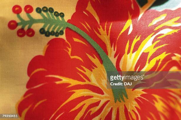 photography of flower pattern of hawaiian shirt, close up - hawaii hemd stock-fotos und bilder